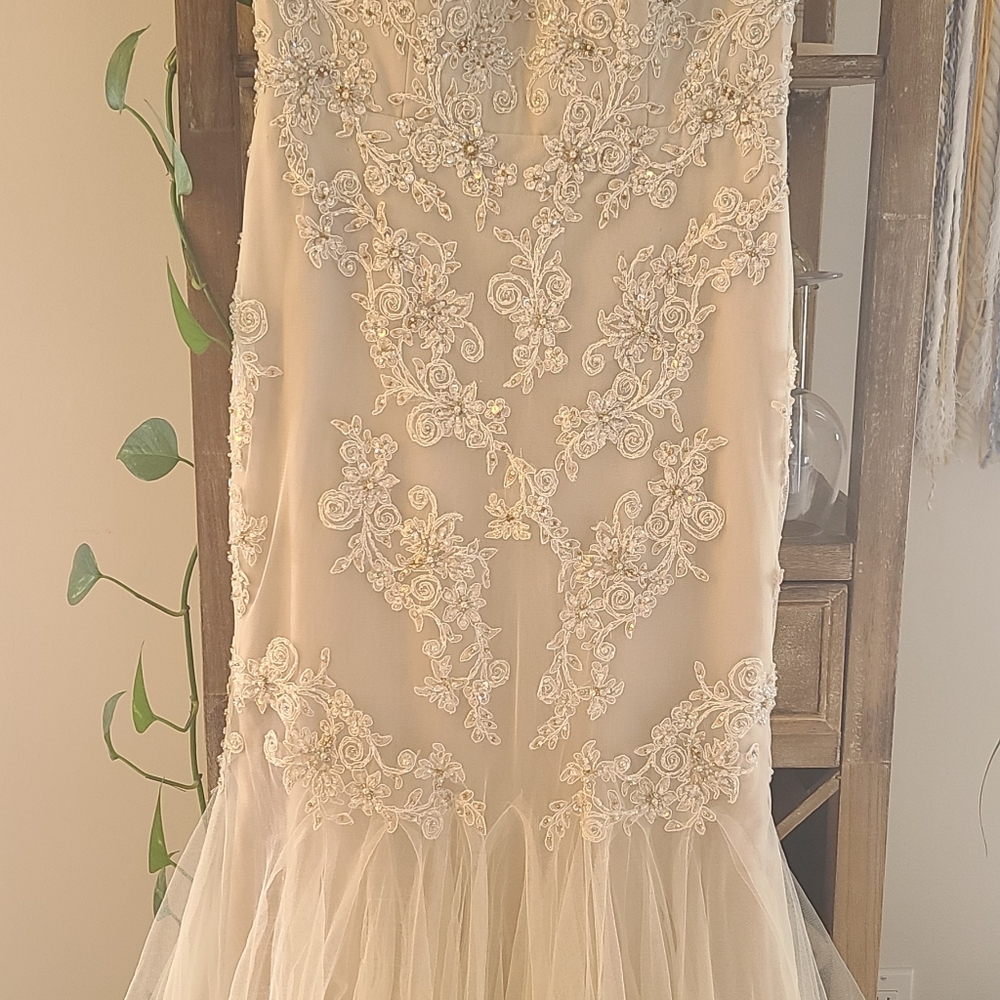 Alfred Angelo Wedding dress